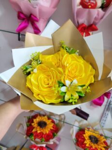 Bouquet x 3 Rosa eterna