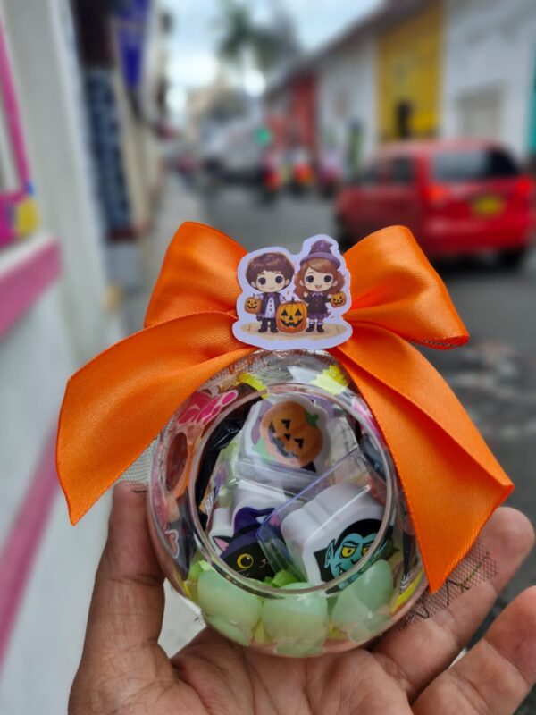 818fd3fc-8c8f-42b7-8c5b-eab970121c24 818fd3fc-8c8f-42b7-8c5b-eab970121c24