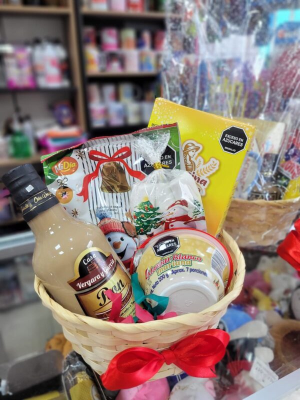 e8da4c03-7068-4e94-b1db-883a400fb639