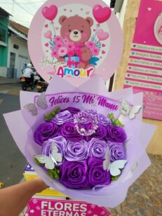 Bouquet eterno rosas x 15